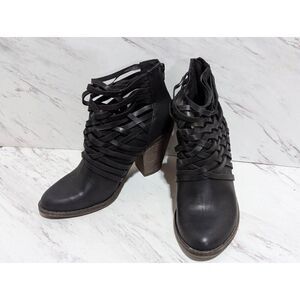 Fergalicious by Fergie Women's Black Woven Faux Leather Heeled Bootie Size 8.5